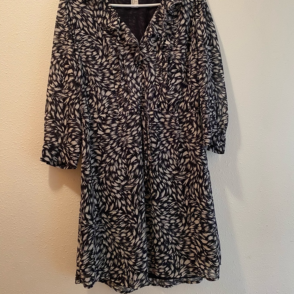 H&M Blue Patterned 3/4 Sleeve Dress